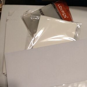 105 Piece Trading Card Selling Set